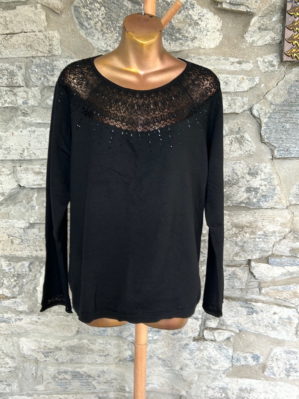Fine Knit Beaded Top